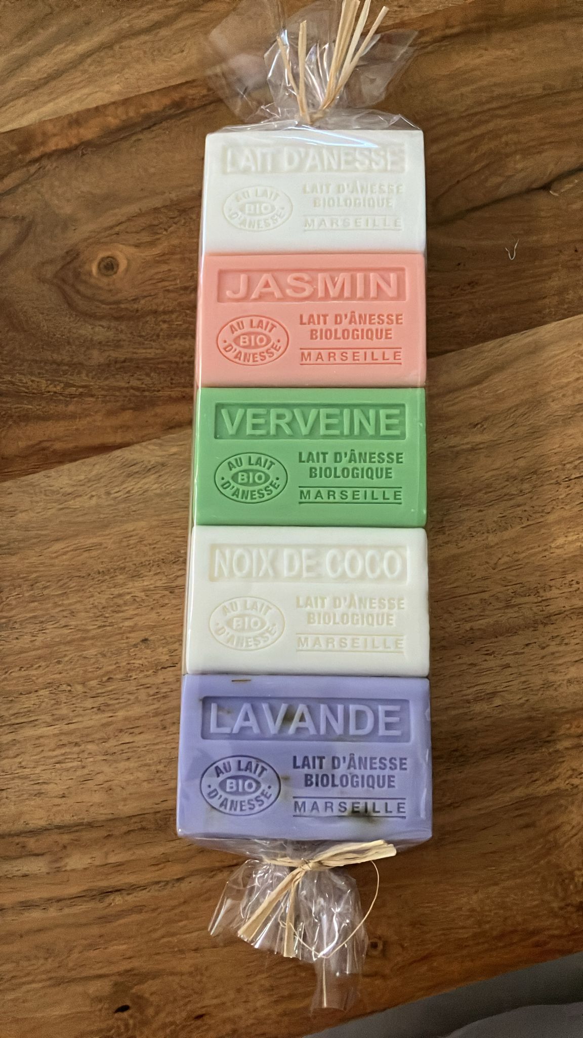 Assortiment 5 savons au lait d'ânesse bio