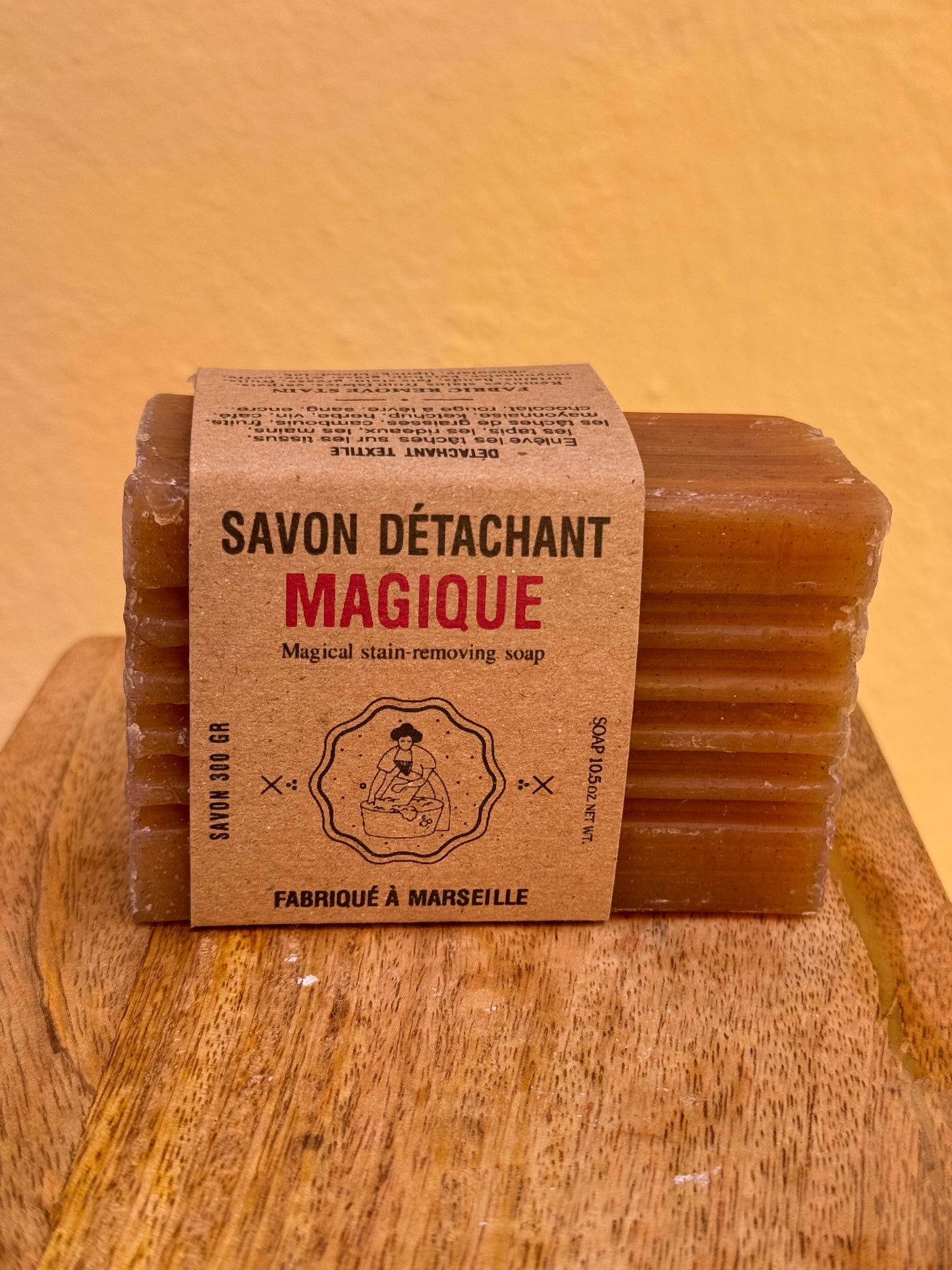 Savon détachant magique